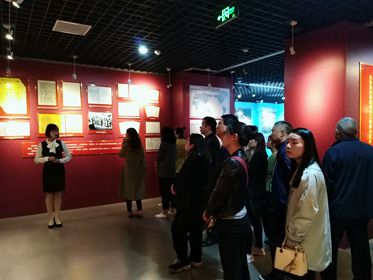 微信图片_20191030151912_副本.jpg